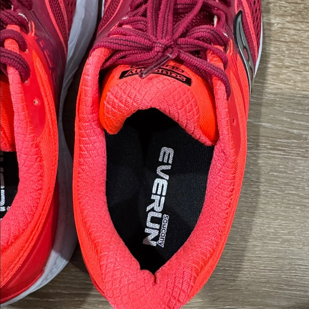 Saucony Guide 10 Everun Women's Red Athletic Shoes size 8 - Picture 9 of 9